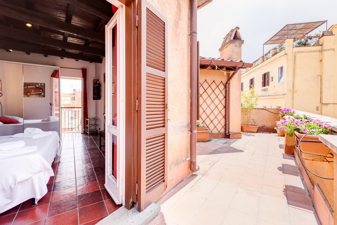 Romantic House With Terrace Kültér fotó